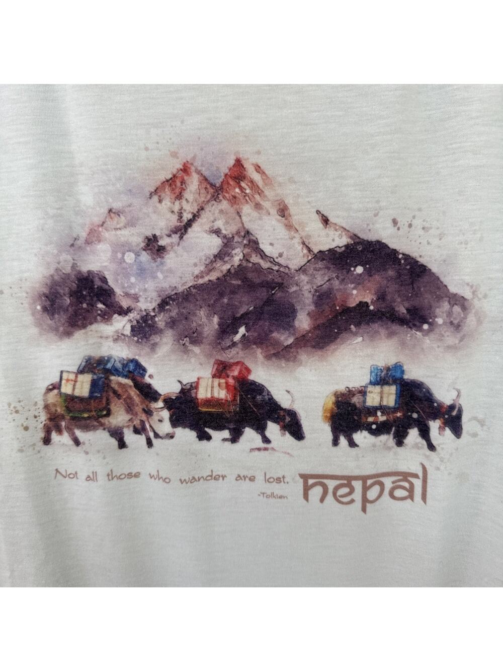 Sherpa Men T-Shirt Lightweight Nepal Multicolor mountain Pattern Size Large NEW